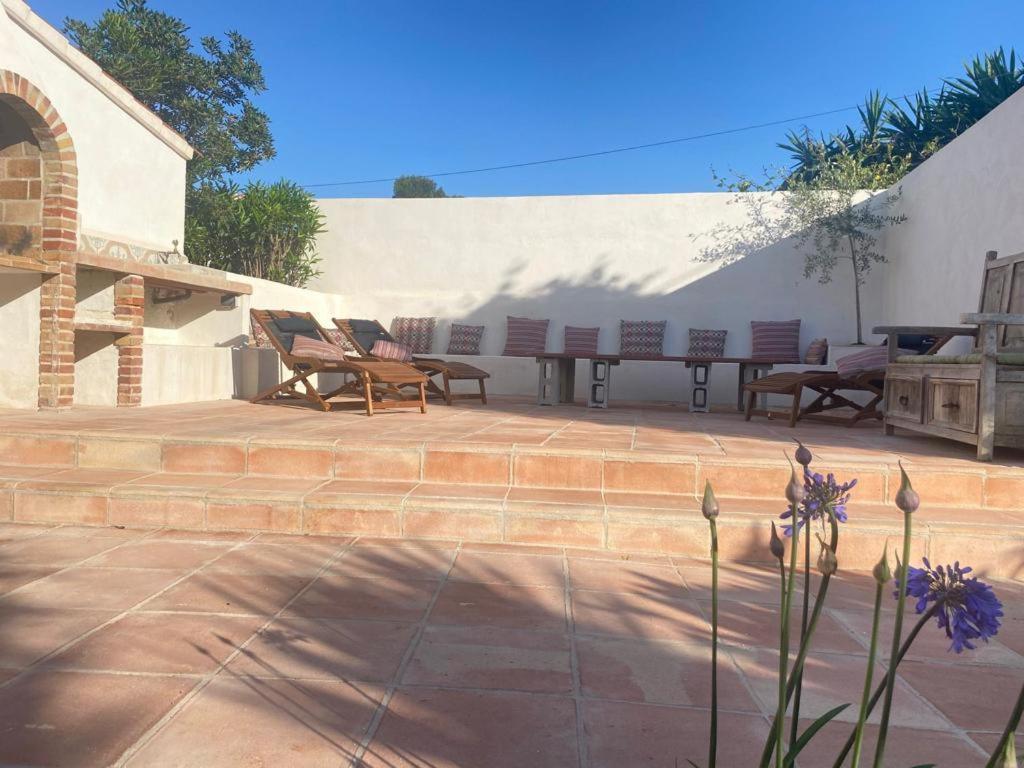 Beautiful Villa With Pool, Barbecue, And Garden 哈维亚 外观 照片